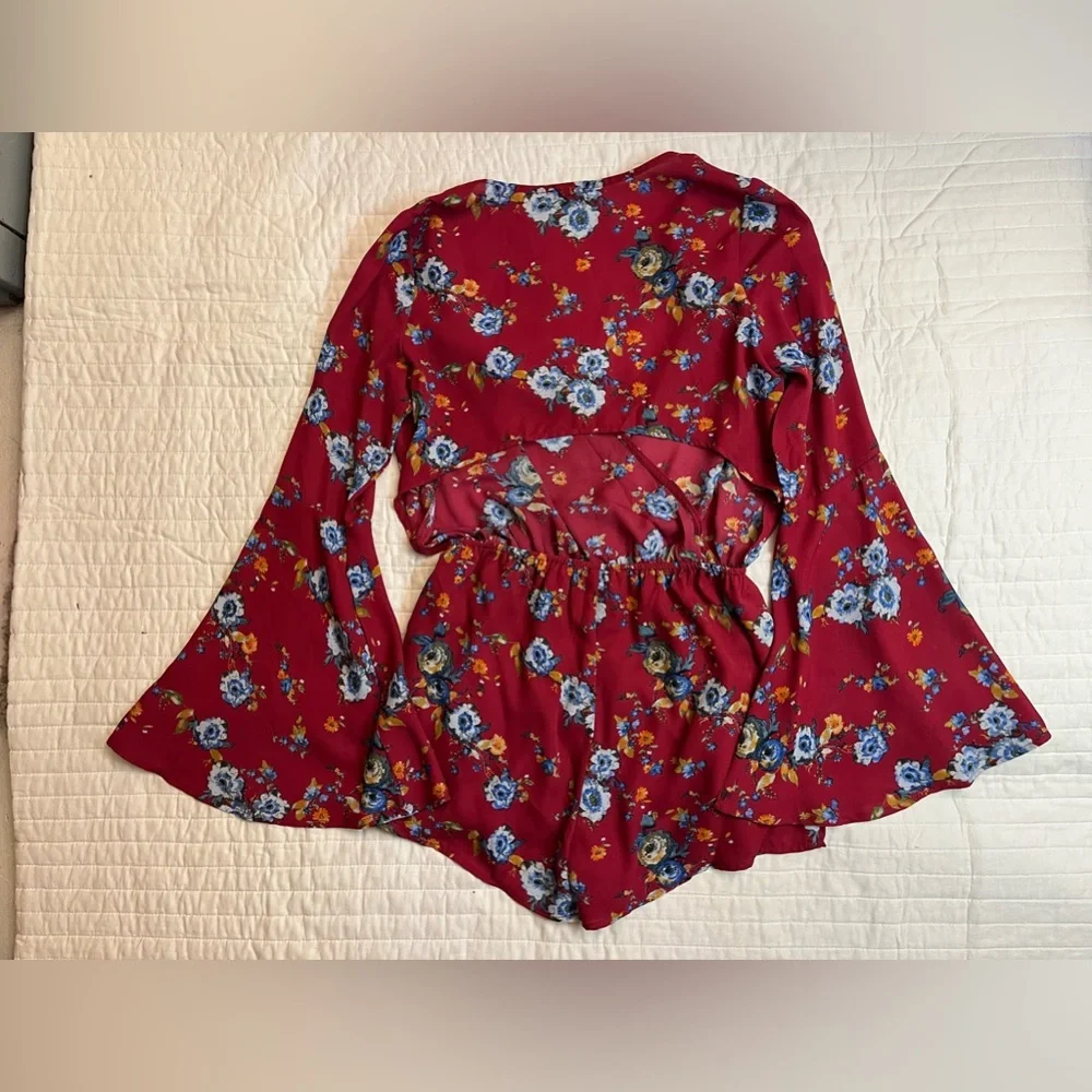 ALUNA LEVI ONTWELFTH BURGUNDY ROMPER - Picture 5 of 5